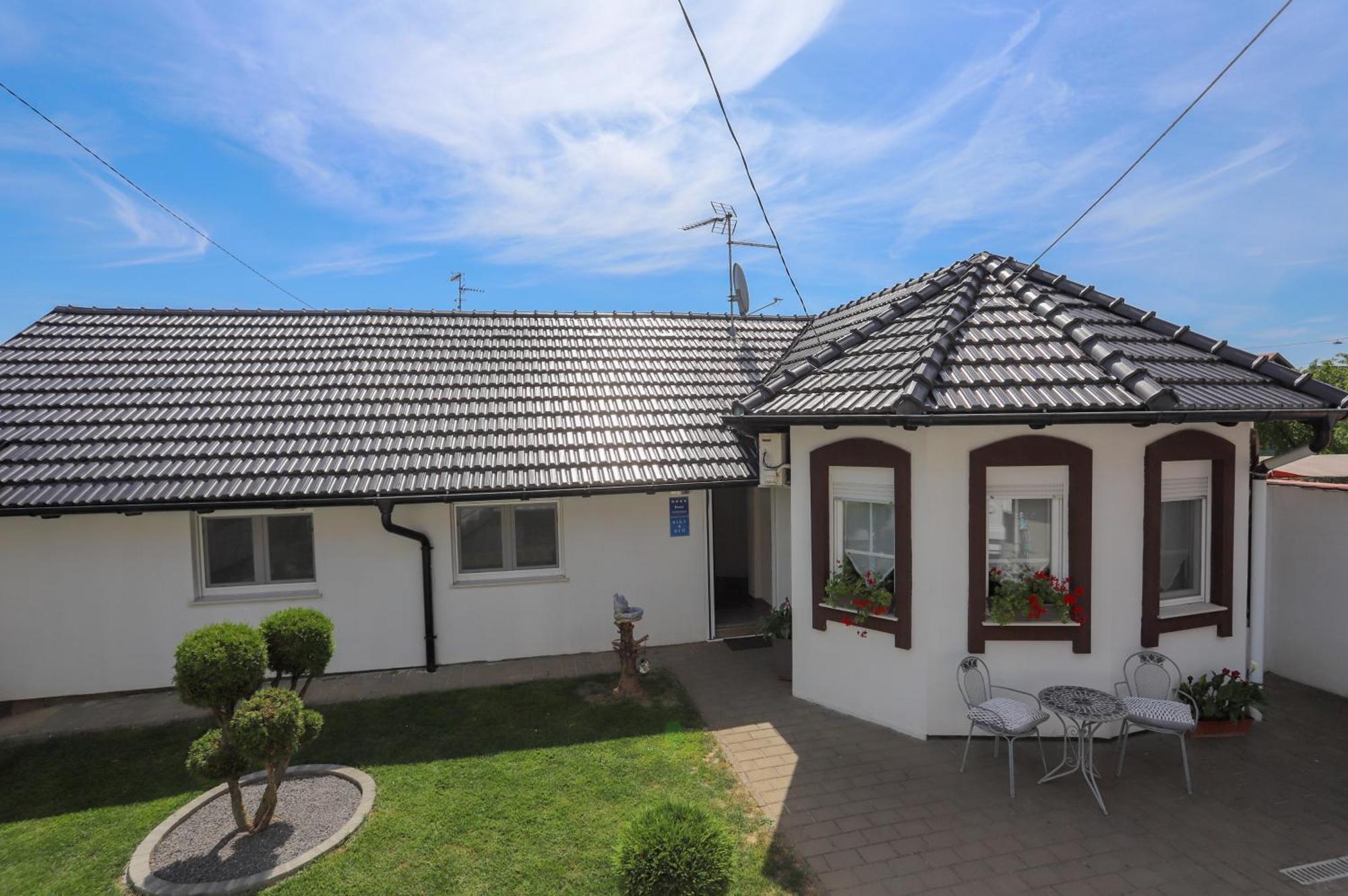 Apartman Veronika Dakovo Luaran gambar
