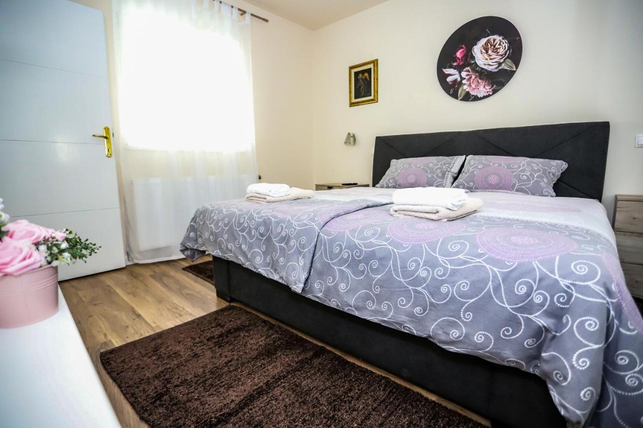 Apartman Veronika Dakovo Luaran gambar