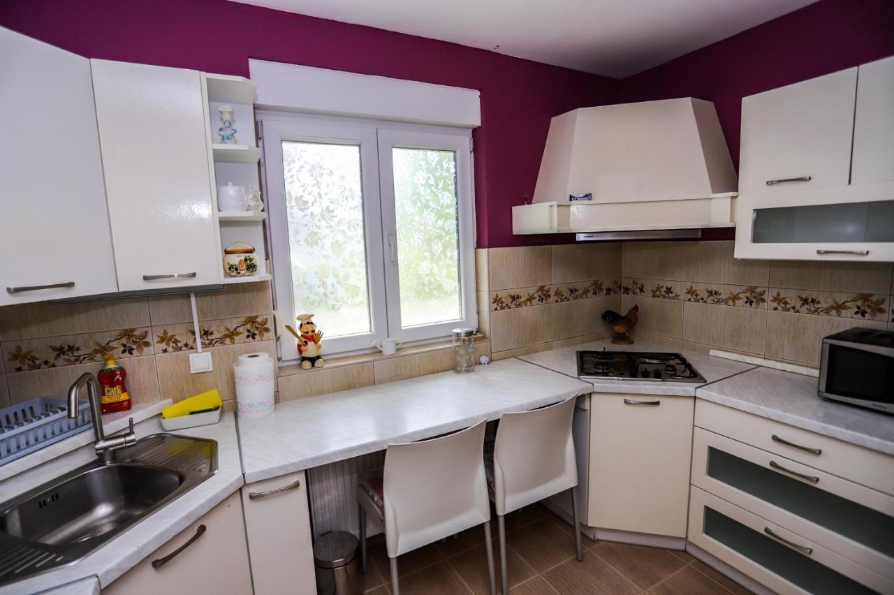 Apartman Veronika Dakovo Luaran gambar