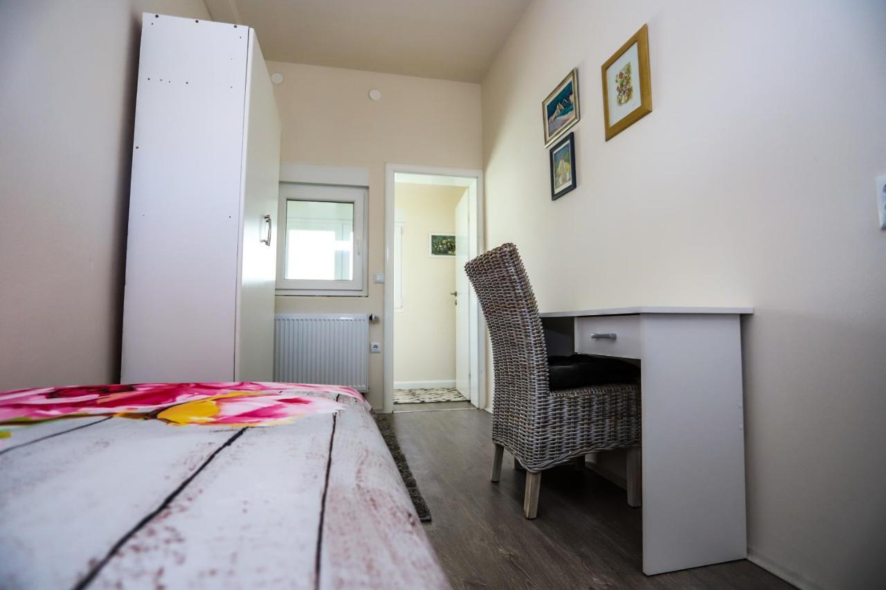 Apartman Veronika Dakovo Luaran gambar